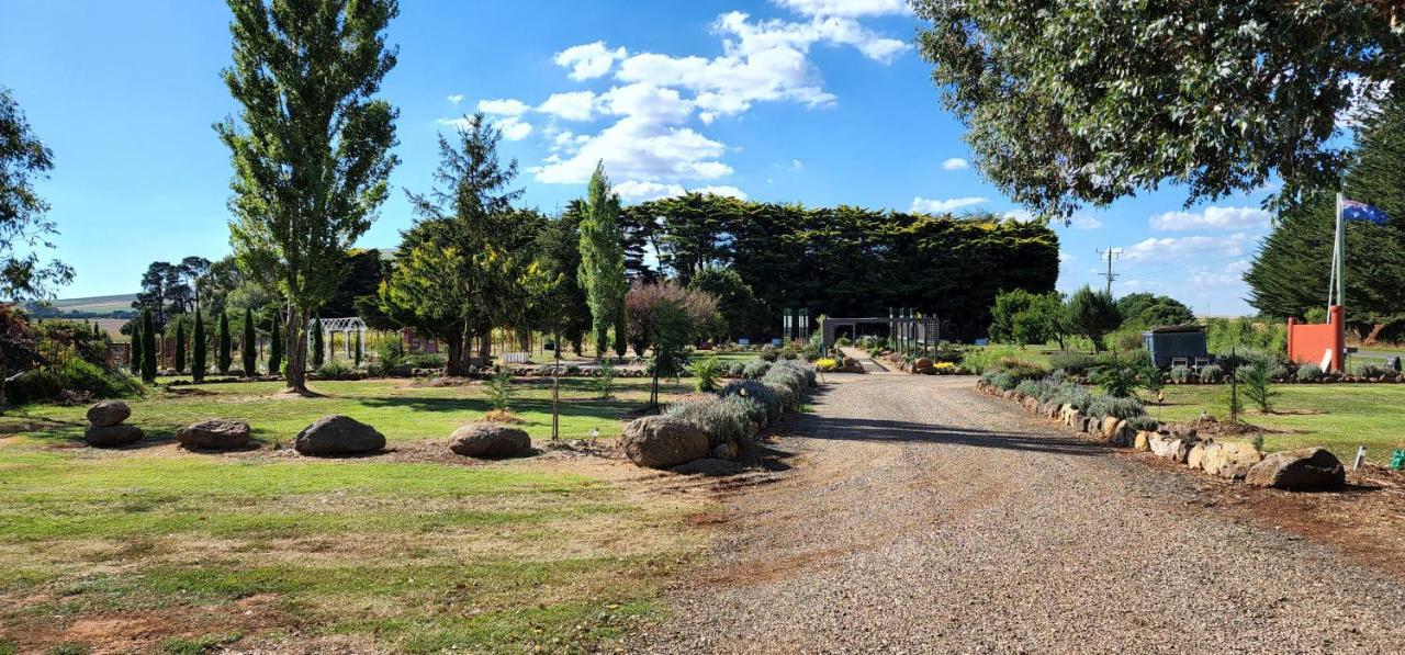 New Horizons Farm Stay Smeaton Εξωτερικό φωτογραφία